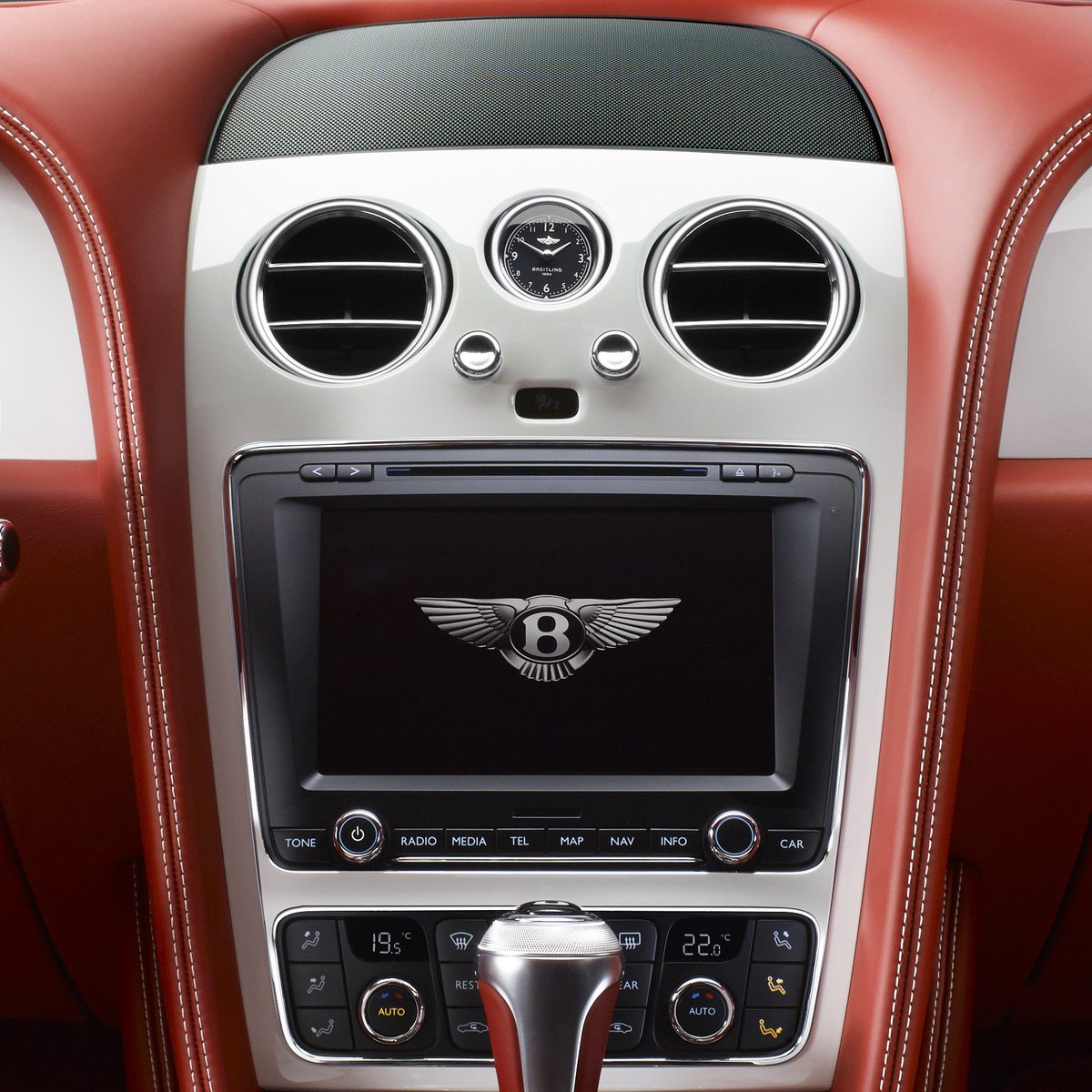 BentleyMotors's tweet photo. Enhance your Flying Spur with Mulliner features such as painted veneers and atomisers: https://t.co/3ULgeW63N9 https://t.co/Zur6VenRjm