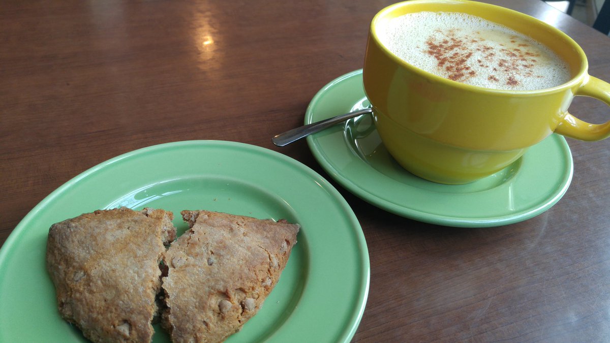 A little Russian tea before the storm hits. @PastorAnnieEA will be at The Coffee Studio until 11am. Go join her!