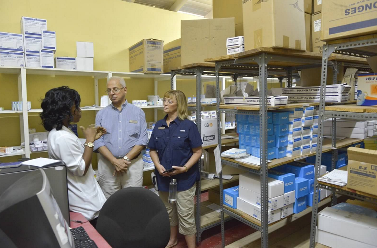 IssaTrust's tweet photo. Chairman Paul Issa and CEO Diane Pollard touring a local hospital to learn about the specific needs. #IssaTrust https://t.co/OsFmWBFbdV