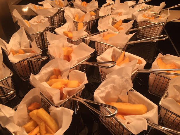 JRC_Buffet's tweet photo. Best start to the week? A deliciously indulgent #lunch - you may need a post-lunch nap though... #BuffetProblems https://t.co/bPKZX8mpIk