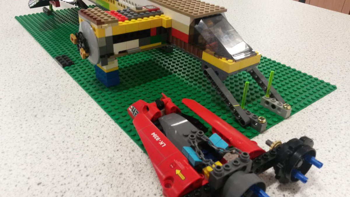 SandSci's tweet photo. Such detailed models! Amazing #SandSpace https://t.co/mjlId27Rb3