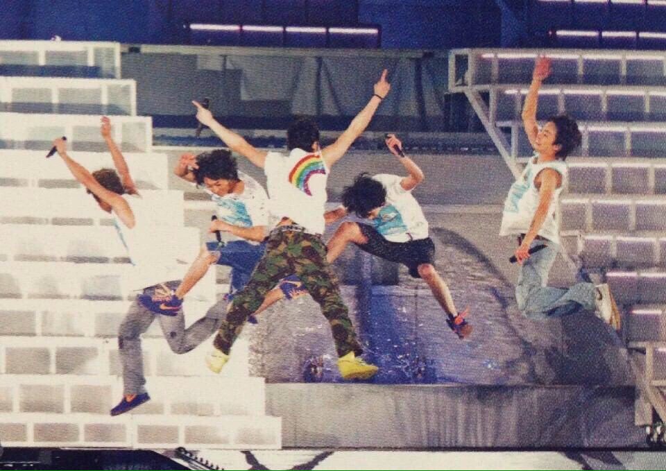 Hfgfhfvtdhhu's tweet photo. Twitter上のARASHIC全員RT！！
どれぐらいいるのか知りたい！！
#ARASHIC
#RTしたARASHIANS全員フォローする 
#ARASHIANSさんと繋がりたい https://t.co/pl261RvqS4