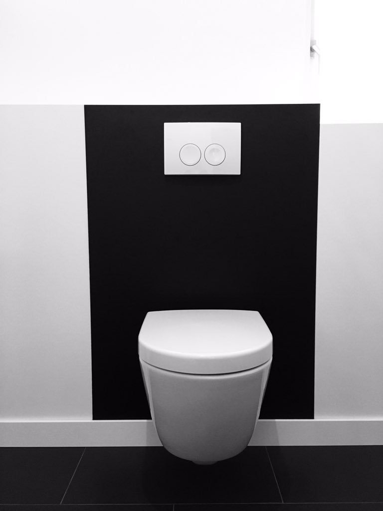 KeroMetaal's tweet photo. #staal detail in een strak en moderne #badkamer https://t.co/SB4Yjw2az0