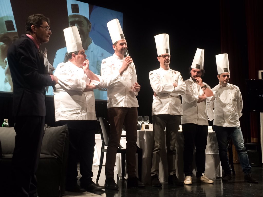 NadiaAfragola's tweet photo. Giuria piatto di pesce: Andrea #Berton,Gennaro Esposito,Antonio Guida,Piergiorgio Parini,Matteo Baronetto
#bocusdor https://t.co/E3hcjmTWJt