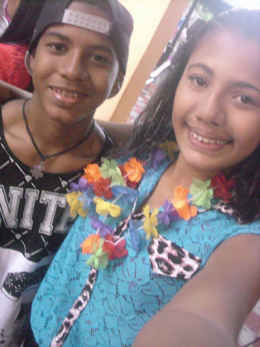 veronicaachave1's tweet photo. #Victoor♥
#Te_Quierooo_Mi_Negro https://t.co/ebK1iTdtIY
