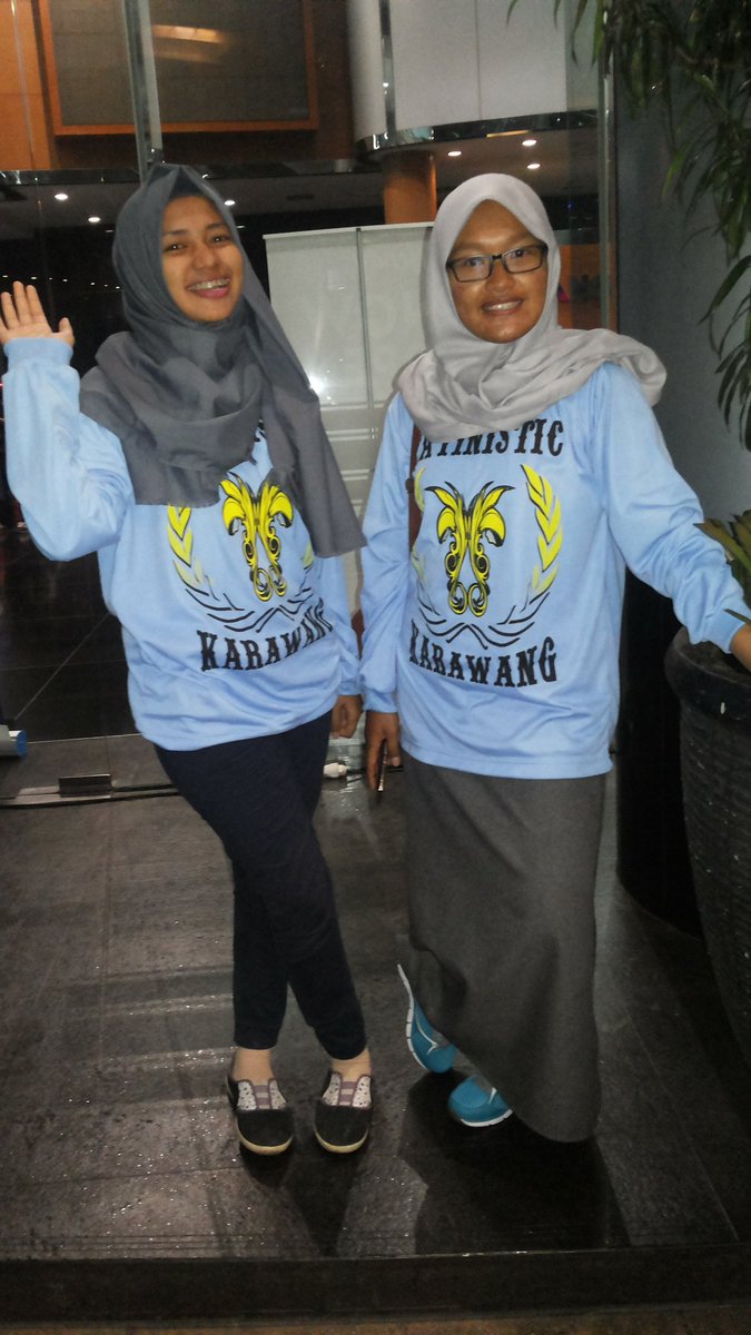 Narsis sblm acara mulai nih <a href="/FatinSL/">Fatin Shidqia Lubis</a> <a href="/TRANSTV_CORP/">TRANS TV</a> <a href="/ANTR_TRANSTV/">anighttoremember</a>