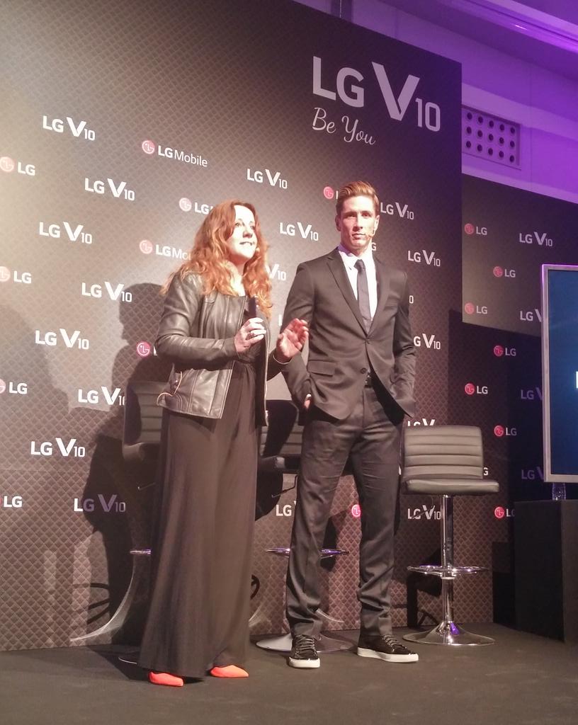 LG España tweet media