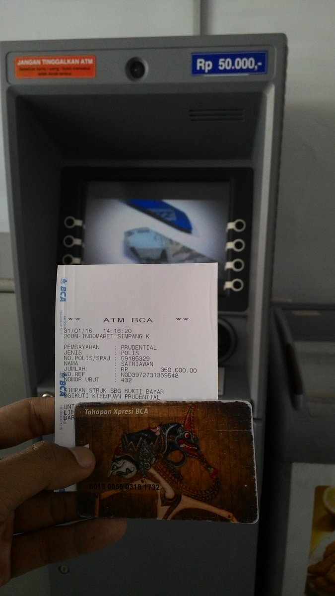 andrieardian's tweet photo. @XpresiBCA bayar assuransi tinggal ke atm tanpa  ngantri dan kapan saja bisa 6019005503181732 #SejutaXpresi https://t.co/kp7UQThXwc