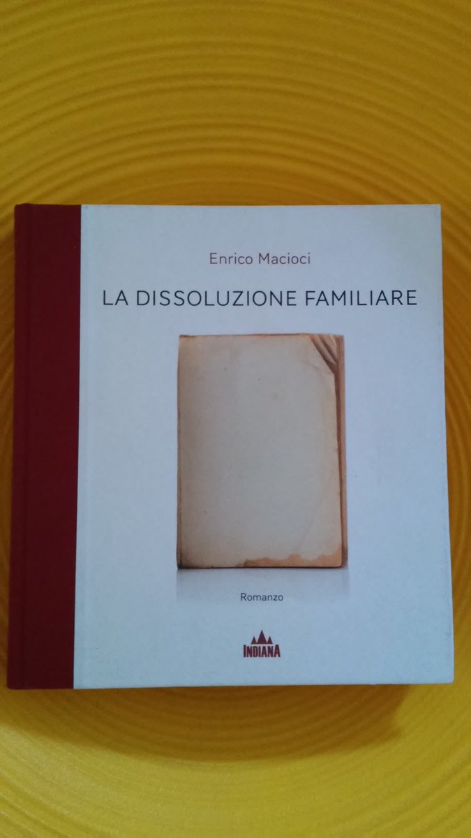 CollaRivista's tweet photo. La dissoluzione familiare @indianaeditore: una delle edizioni più belle degli ultimi X anni. #librodellasettimana https://t.co/DLUDmuRdV9
