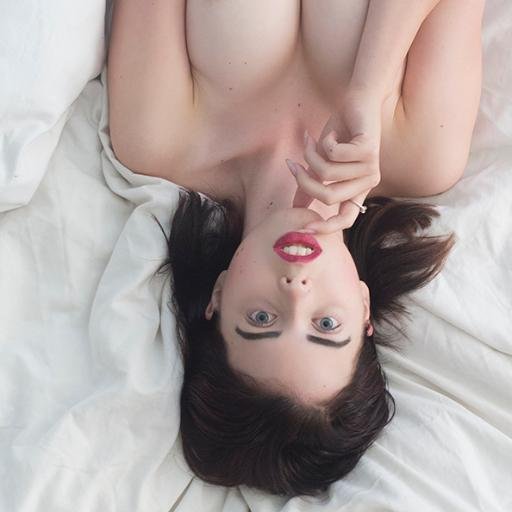 Launch_Girls's tweet photo. Very happy to announce the sign up of new Launch Girl @roslymtaylor https://t.co/52Lt3JxVVX