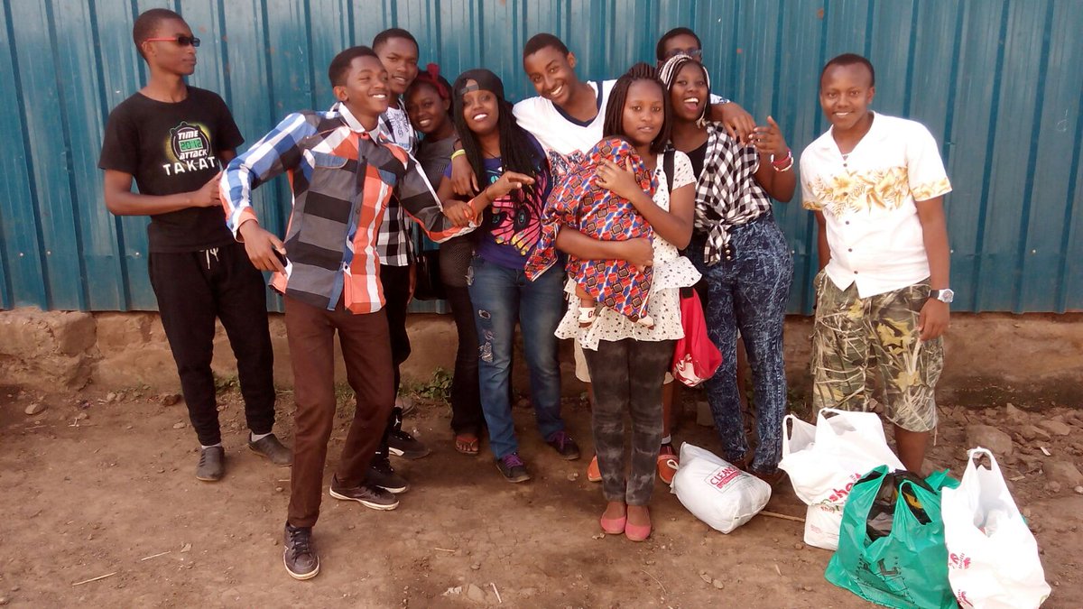 GroupLiving tweet picture