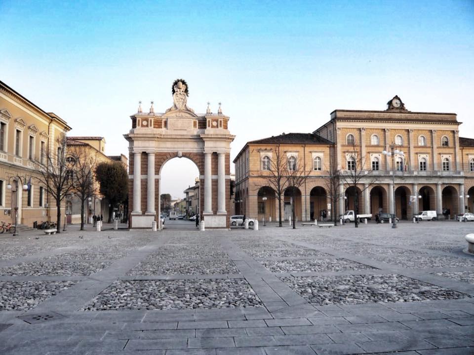 foodoorit's tweet photo. Domani sul nostro blog: #Santarcangelo di Romagna. @comunerimini @igersfc @igersRimini @prolocosantarc #Viaggi https://t.co/YAr3G2QIKT