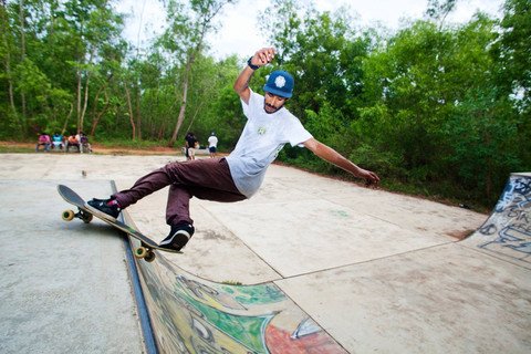 IndiaOutside's tweet photo. Skateboarding | @active8sports profiles Gautham, one of Bangalore's foremost skaters! https://t.co/ipsvdwOgH3 https://t.co/MO6f1PClab