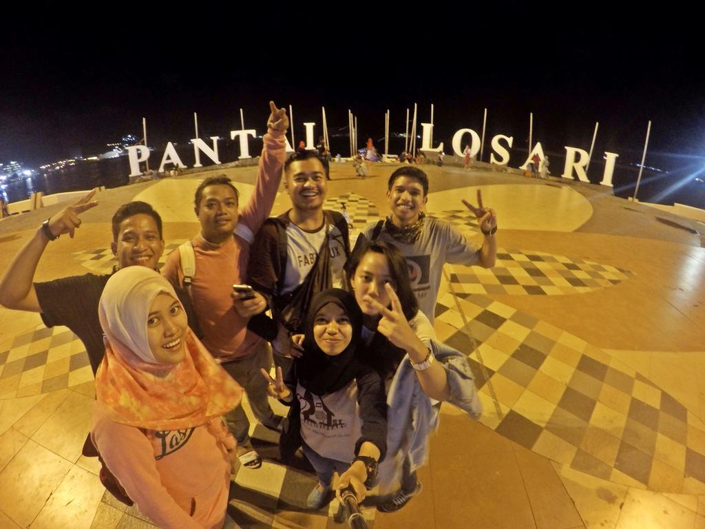 Selamat menikmati malamnya mas-mba #AgangAgangaTawwa