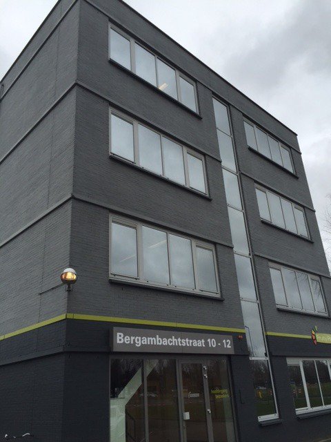 Eigen huisvesting voor <a href="/infosomniant/">Somniant</a>. De eerste week zit erop aan de Bergambachtstraat 10 in Rotterdam!