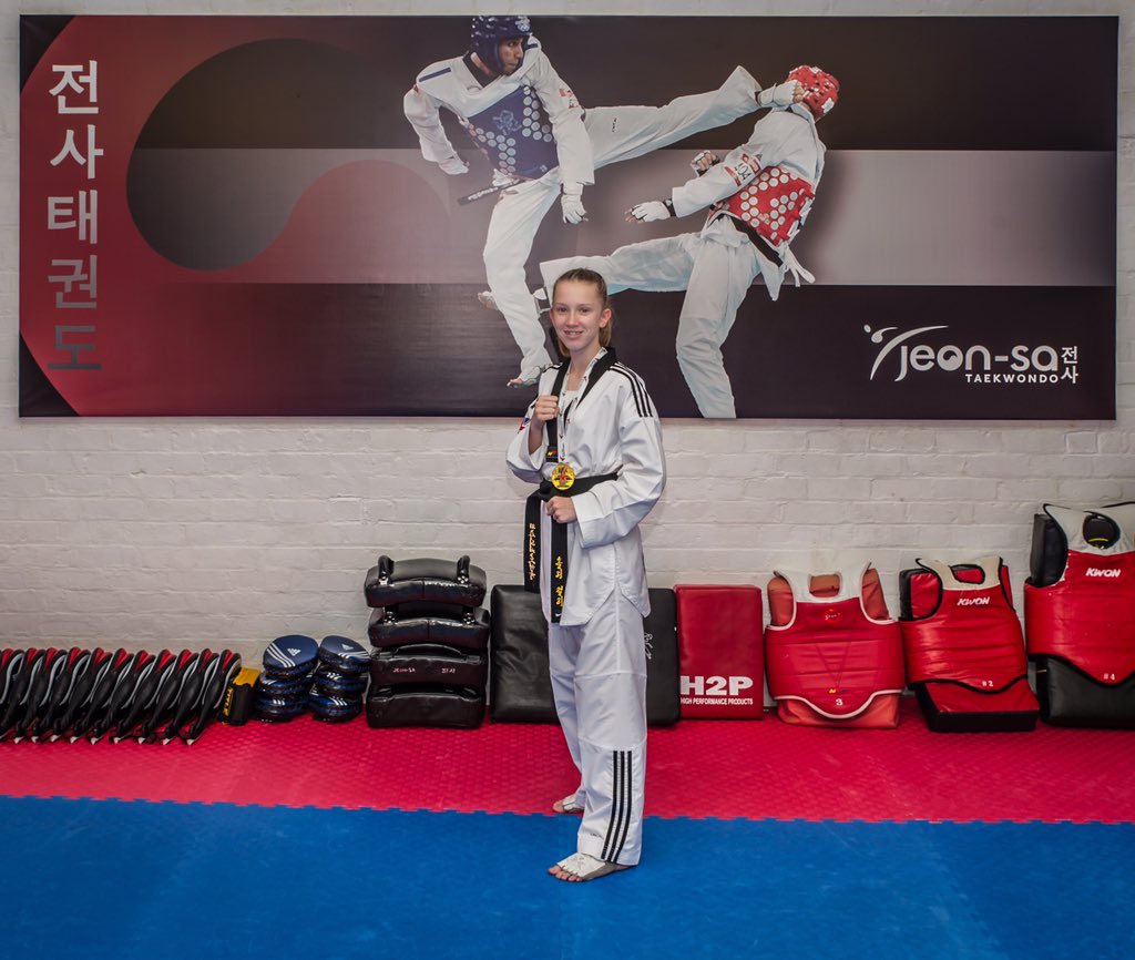 teamjeonsa's tweet photo. @lifeleisureUK Huge thanks for the David Hopkins foundation talented athlete funding for @__hollyk__ @GBTaekwondo https://t.co/wgJlhzWh6l