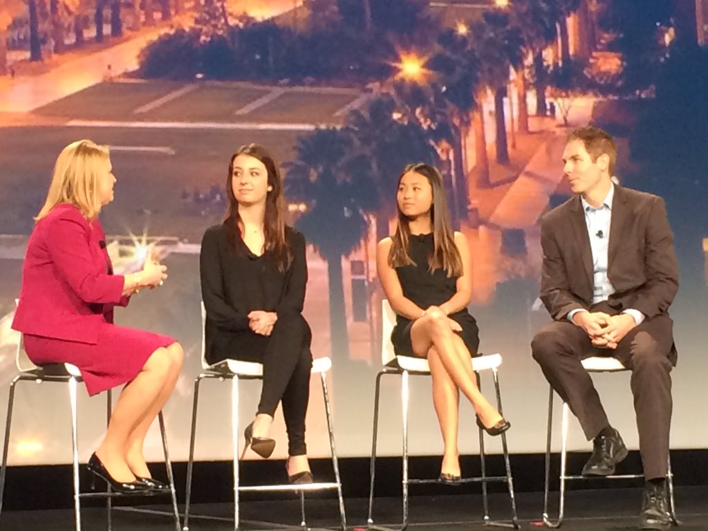 suzielivingston's tweet photo. Students with stronger collaboration skills get better jobs and more promotions #IBMconnect #socialstudent winners https://t.co/0LIatzgiyH