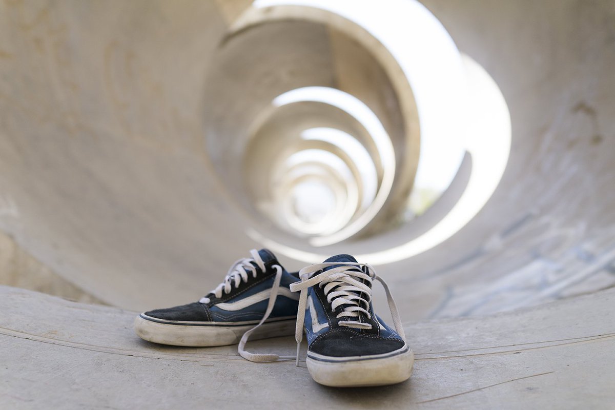 VansArgentina's tweet photo. ¡SORTEO! Para participar por un par de #OldSkool nos tenes que seguir y RT esta foto. Hay tiempo hasta las 16. https://t.co/LGI1odlqrt