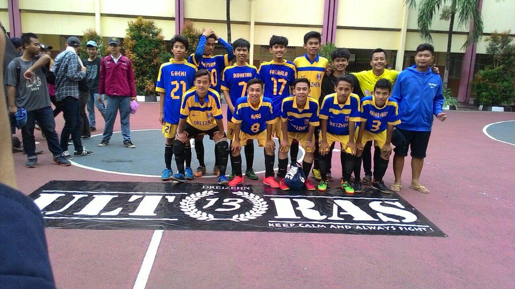 Terimakasih kebanggan berkat kerja keras dan kekompakan kita juara alhamdulillah 🍻👏 #DreizehnJuara