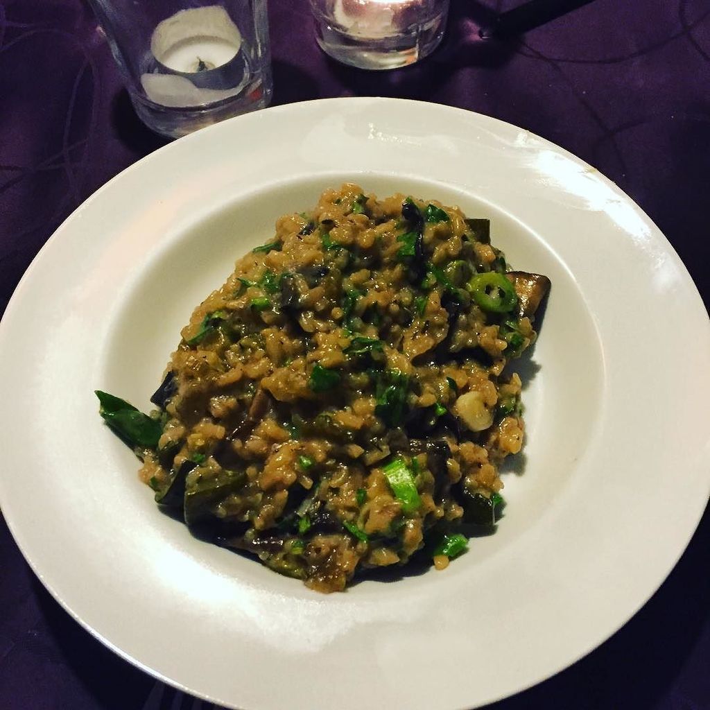 Benjijohansen's tweet photo. Portebello mushroom and herbed #risotto, with #mozzarella and #parmigiana. Italian with a … https://t.co/HvfbGjD9EO https://t.co/B9dGttokRN