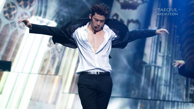 KpopEspana's tweet photo. #TAECYEON from #2PM #kpop #nickhun #changsung #junk #junho #wooyoung #JYP #sexy #oktaecyeon #HOOTTEST https://t.co/lwJKf20fwo