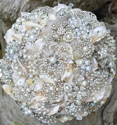 mysussexweddin1's tweet photo. We are loving these alternative wedding bouquet ideas...
https://t.co/7zAa3ghrWA  #weddingidea #weddingbouquet https://t.co/G9Mp2xYRRS
