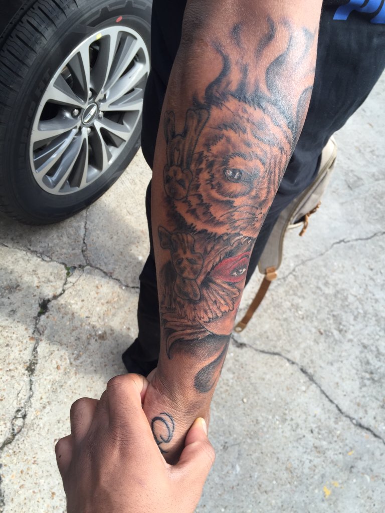 dakidd_ink's tweet photo. Let your creativity out! #KiddInkTattoos #VinchiART https://t.co/2XwVrGRWmP