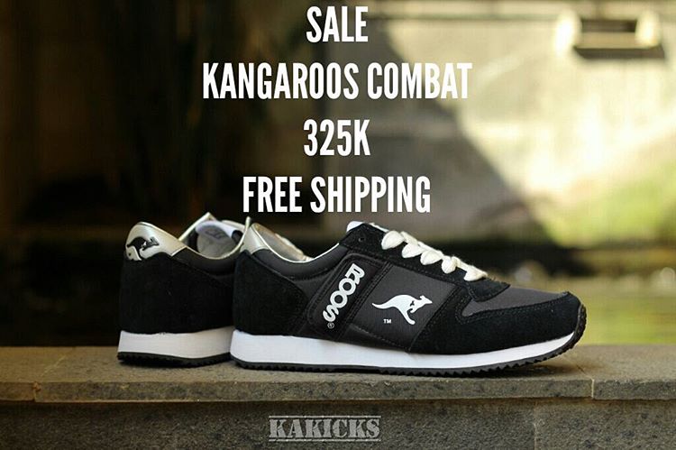 Kangaroos Combat 
Black/White
Size 43
BNIB
IDR 400.000 --> 325.000
<a href="/shoestreatment/">ig : shoestreatment</a> @jogjashoeshop <a href="/aldien53/">who i am?</a>