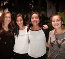 Chileno_Deporte's tweet photo. #VamosChile por #FedCup miercoles v/s #Honduras @danielaseguel3 @IvaniaMTenis @kochtenis #BarbaraGatica @TeamChile https://t.co/hxjOp39FGw