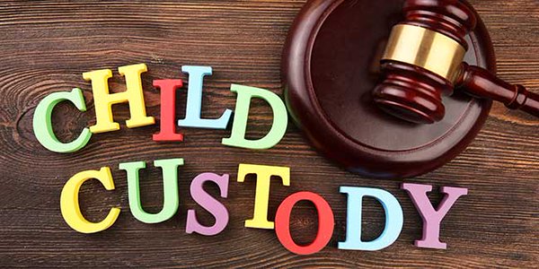 CastleAzlaw's tweet photo. Can #RoccoRichie choose which parent he wants to live with? https://t.co/7oGAyPi22O #madonna #divorce #childcustody https://t.co/ycUCAOZHcf