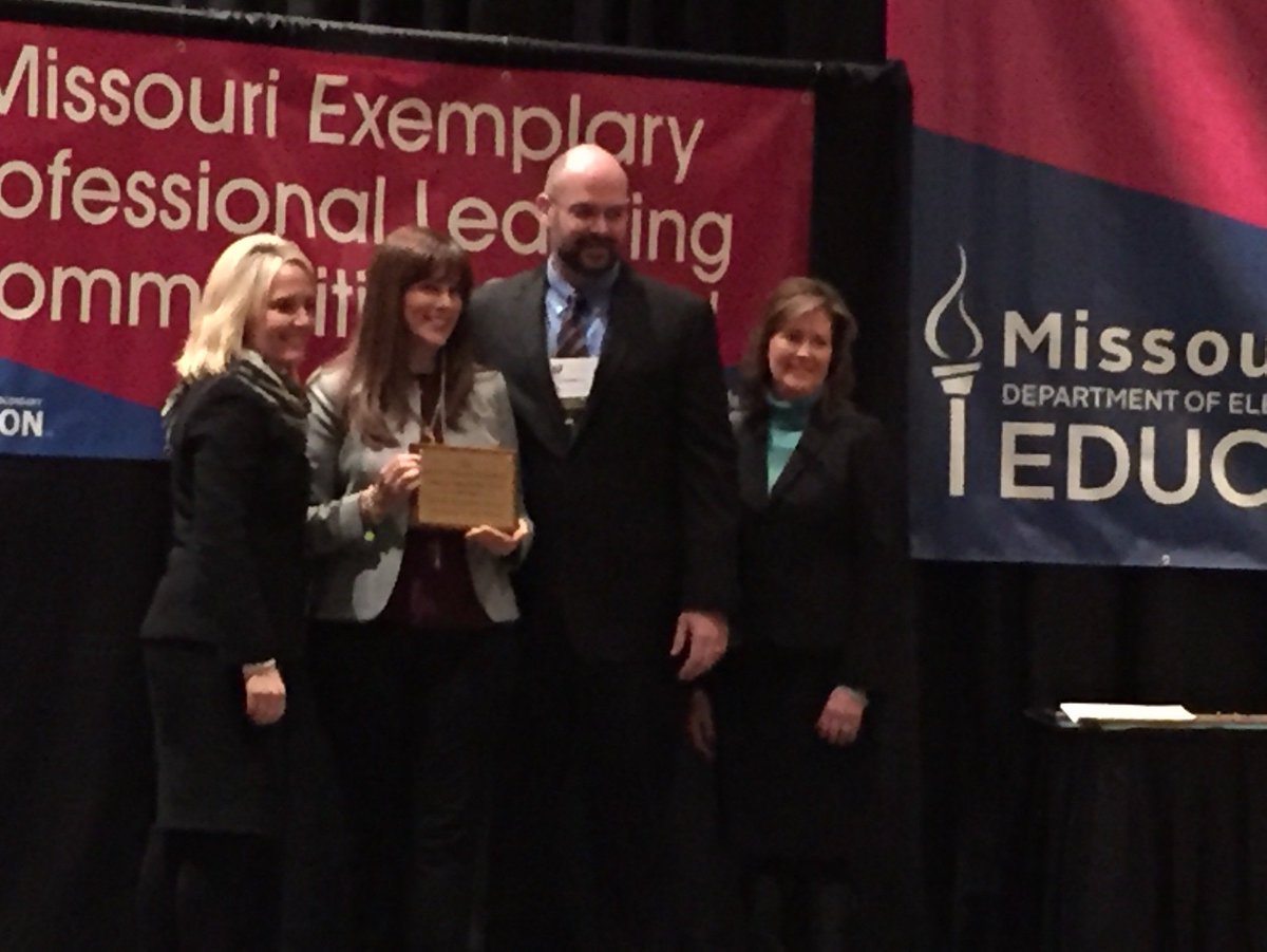 HazelwoodSD's tweet photo. @MOEducation recognized @GarrettSchool for their performance in professional learning. https://t.co/IZsph8hEUK https://t.co/ClTAPdWv3T
