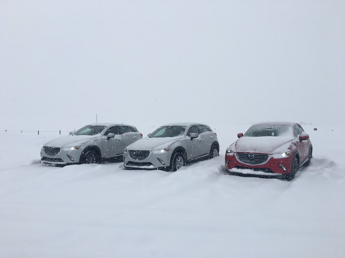 TMRTim's tweet image. Ok, at #mazdaiceacademy; two of the key ingredients in place: Mazdas and ice, let the games begin @MazdaAus @TMRnews