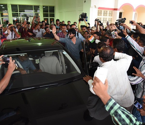 Embedded image permalink