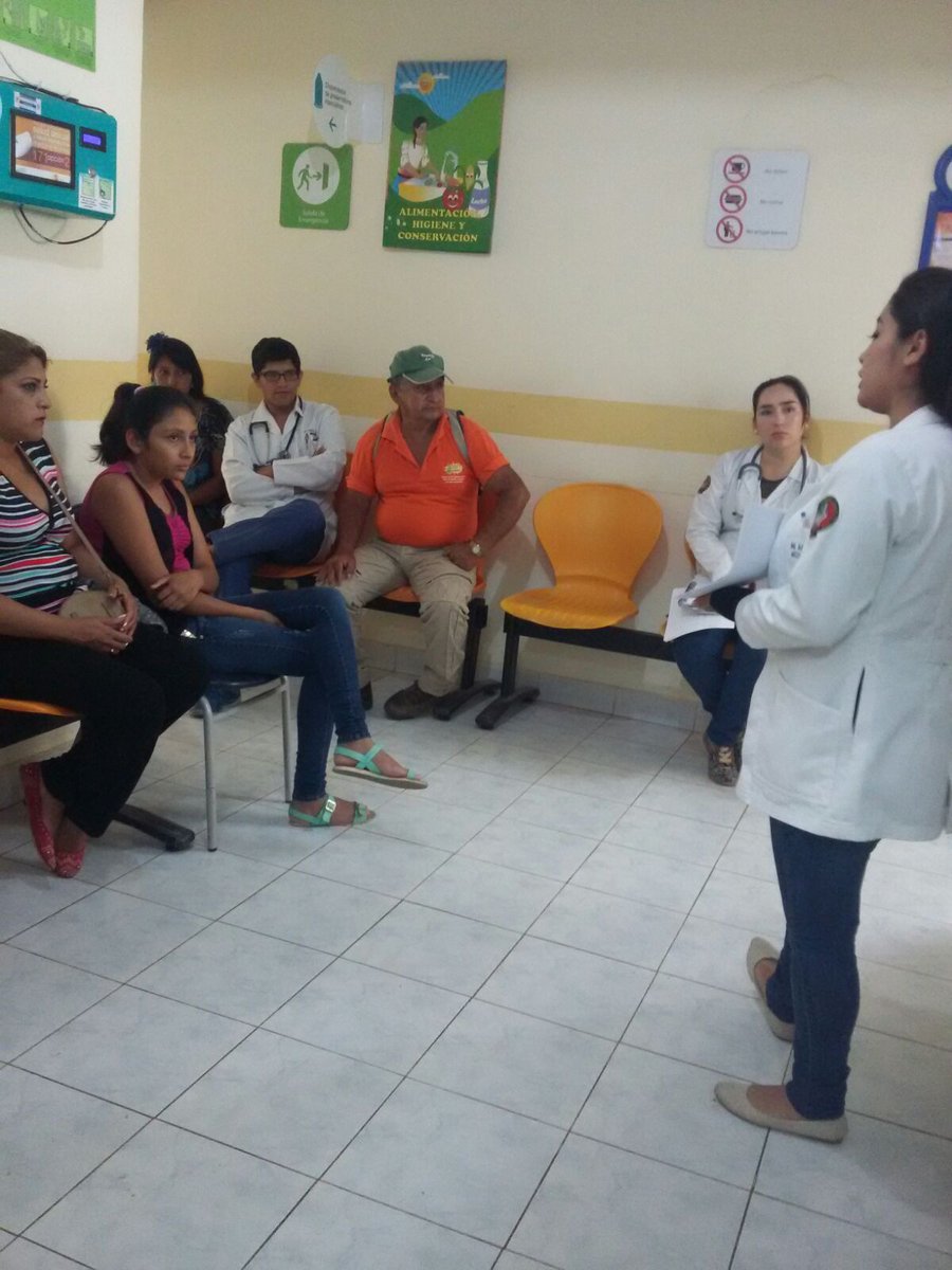 Salud_Loja's tweet photo. #Espíndola| En el Hospital Básico Amaluza se dictan charlas sobre #Zika y derecho de los pacientes #Distrito11D05. https://t.co/5dntBp4VEo