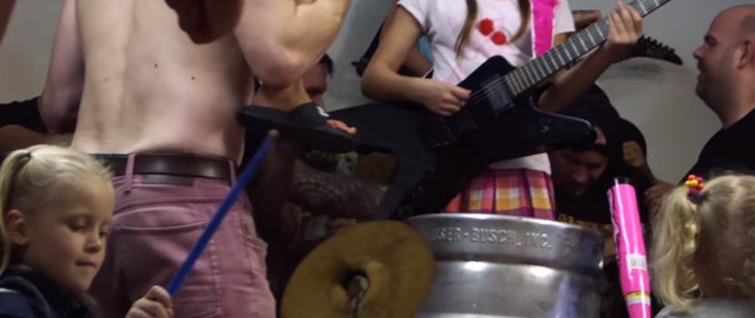 theprp's tweet photo. Youngsters Cover Slipknot's "Duality", Destroy House For Video:
https://t.co/0qVE857jHj
@slipknot @CoreyTaylorRock https://t.co/ulU2EC7U9t
