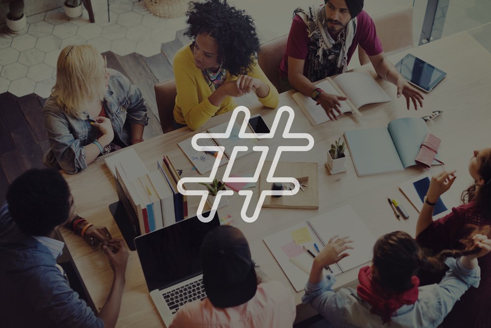 niviicom's tweet photo. Les hashtags sont essentiels pour classifier un message autour d’un terme précis. Un outil fort utile en entreprise! https://t.co/1I720CBnjZ