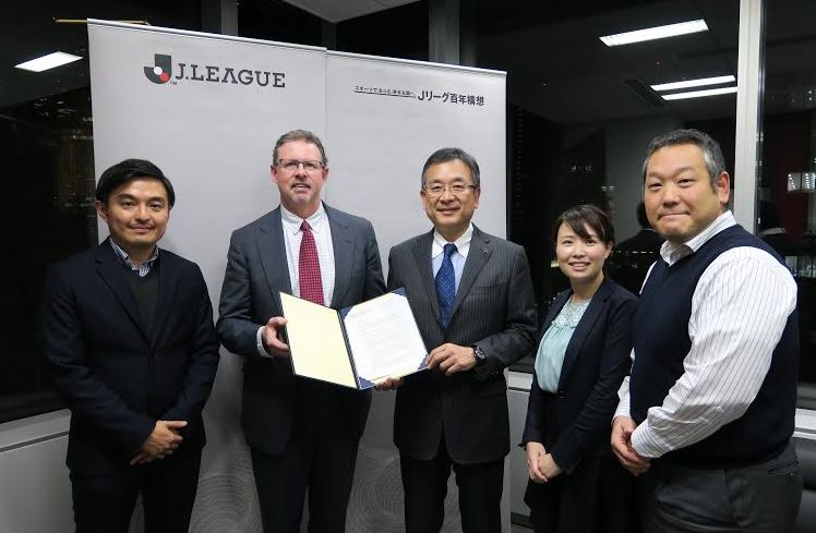 McCormackUMass's tweet photo. The McCormack dept has partnered with the J-league for a multi-year educational partnership! https://t.co/8GVUSqqh54 https://t.co/8LL2V1XrS2