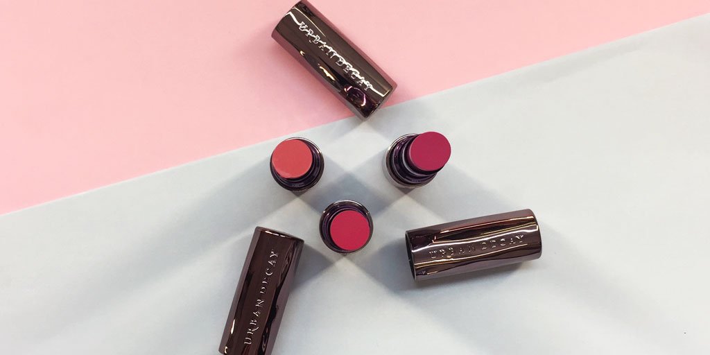 TheLSMM's tweet photo. We have an @UrbanDecay Revolution Lipstick hamper up for grabs! #RT for the chance to #WIN! #urbandecaycostmetics https://t.co/tqT2PBq0nE