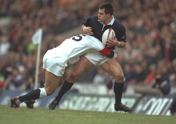EnglandRugby's tweet photo. 19 years ago today. But can you name the England full back putting in a tackle on @KennyLogan? #CalcuttaCupWeek https://t.co/JrZfdhAYn8