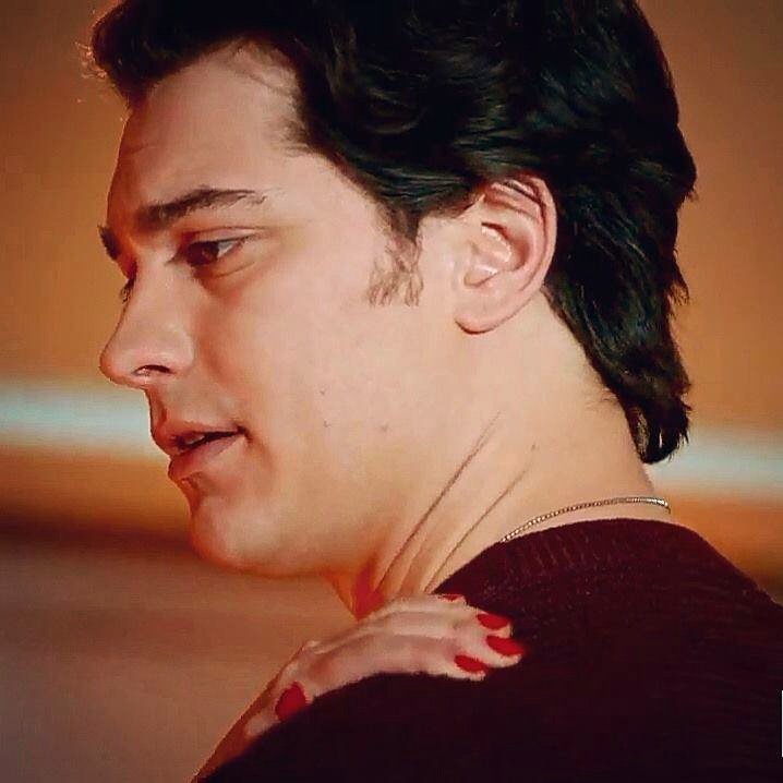 ulusoyphotos's tweet photo. Çağatay Ulusoy 😍 @cagatayulusoyy https://t.co/TkkaNoSyus