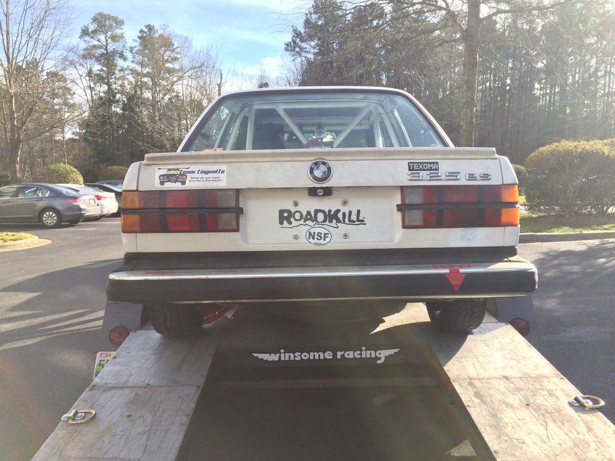TeamWinsome's tweet photo. Team winsome loaded up ready for baber this weekend. #roadkill #drivehard #24hrlemons https://t.co/PDVOyPibSA