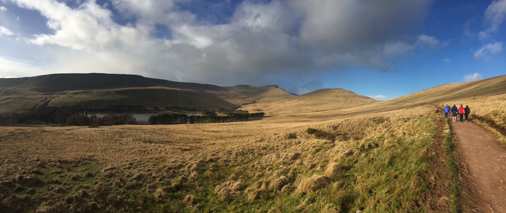 tafficampers's tweet photo. Outing in the van! Right on our doorstep! #campervan #WalesAdventures #Brecon https://t.co/6pOKay8IDo