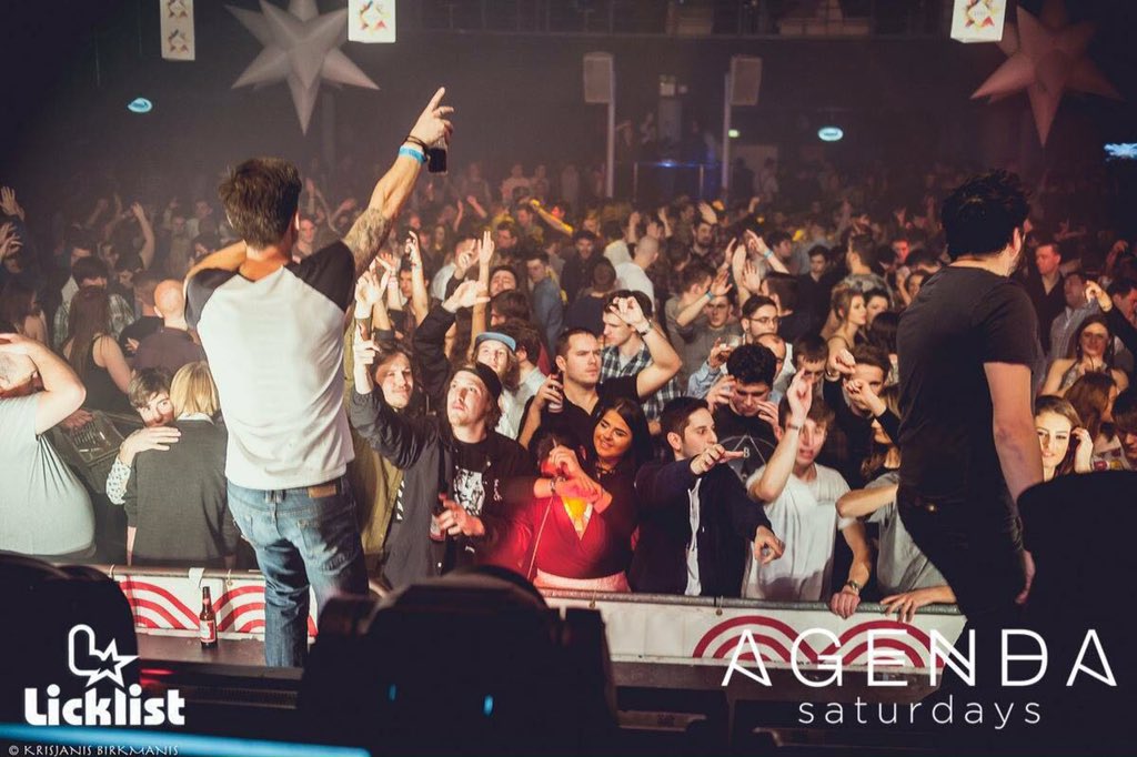 mlstdjs's tweet photo. Fun and games at #liquid Saturday night. Great crowd. #mlst #tcb https://t.co/nIdEHONfwO