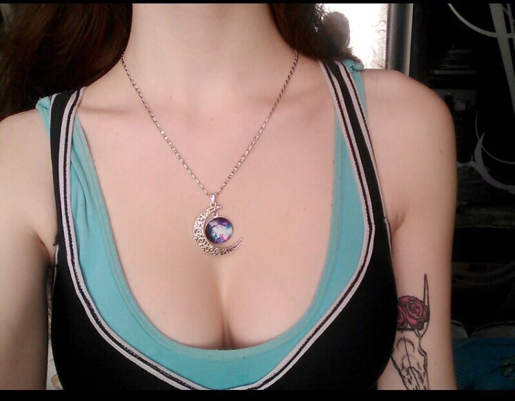 Shoplunati's tweet photo. 💜 Valentine's Sale 💜

All moon necklaces are on sale for $9.99! 🌌 

Shop: https://t.co/w2w2kZgCyR https://t.co/a8h04qRhn5