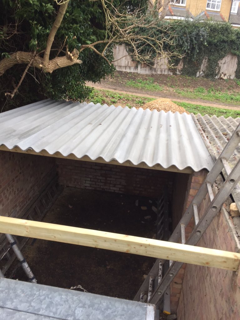 RoofSmartLtd's tweet photo. #garage #roof #replacement #profile6 #Hitchin #Hertfordshire @RoofSmartLtd https://t.co/l4grYAzqJM