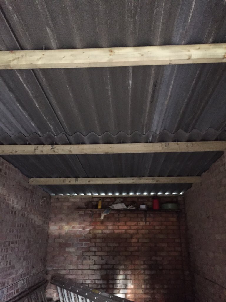 RoofSmartLtd's tweet photo. #garage #roof #replacement #profile6 #Hitchin #Hertfordshire @RoofSmartLtd https://t.co/JcEJa7FoFG