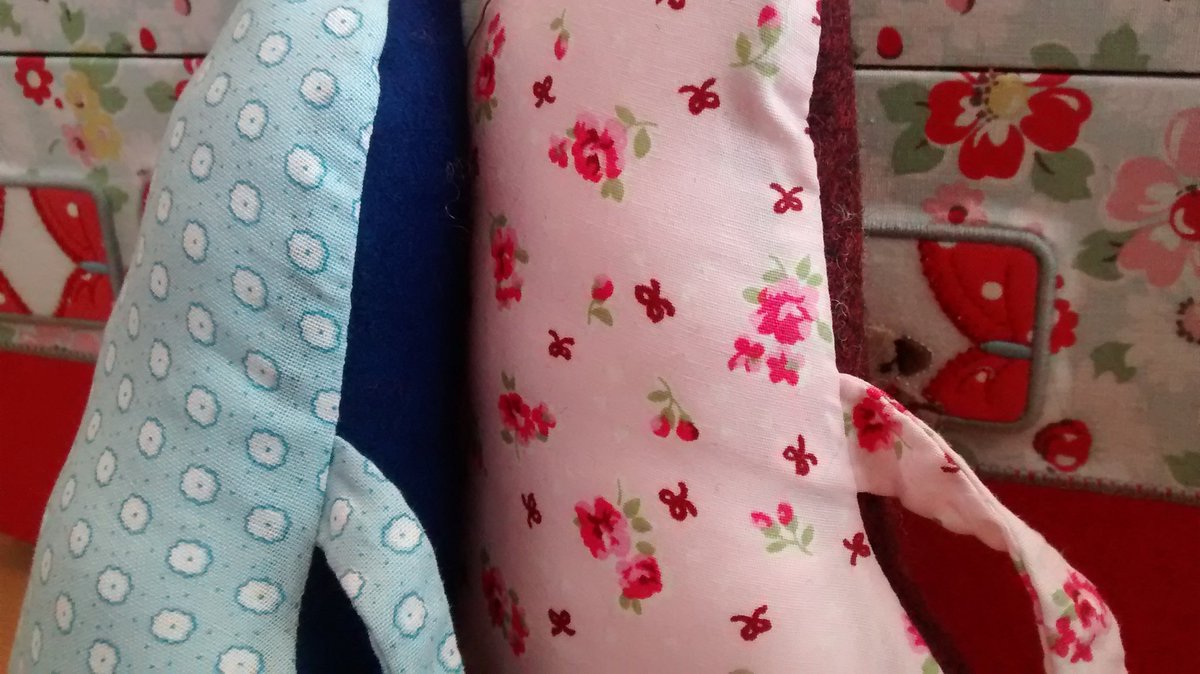 AmysKnobs's tweet photo. Here's a sneek peek at my latest project...
#amysknobs #etsy #etsyseller #sneekpeek #handmade https://t.co/3VRRVVqN79