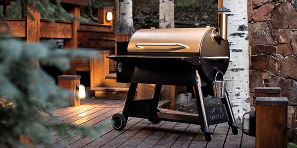 TraegerGrills's tweet photo. New Chassis, New Look, Better Stability: We’ve fully remodeled the 2016 Pro Series. #WentPro https://t.co/iiKbJ0gMzN https://t.co/Yi13sjwMd2