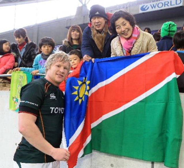 Laurenterras's tweet image. Welcome home @renaldobothma stocked to have you back! Can't wait to watch you kick ass @TheSharksZA @GaryGoldrugbyiq