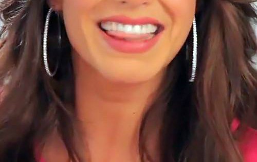 agppdetails's tweet photo. her lips 💋 https://t.co/GEzkzjadmm